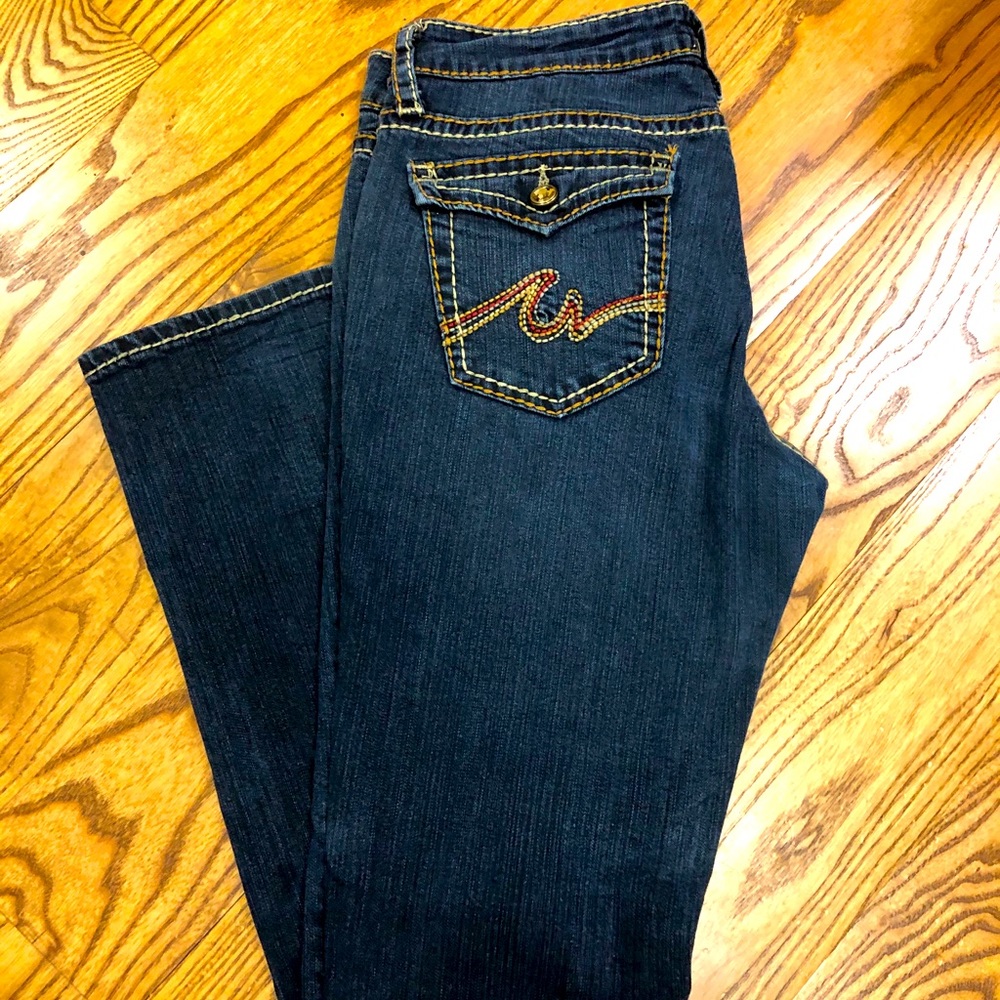 Anoname Jeans